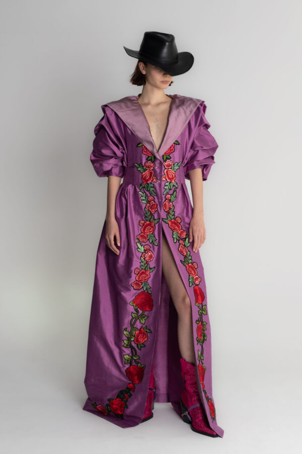 Płaszcz lekki damski jedwabny różowy z kapturem