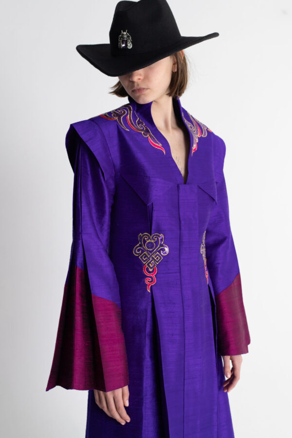 Płaszcz lekki jedwabny damski fioletowy bordo